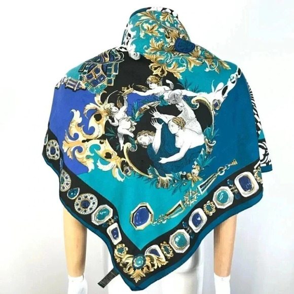 ❤️ 100% Italian Silk Art of the Scarf - Picture 2 of 5
